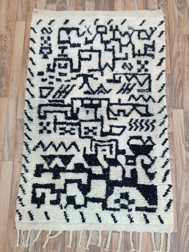 Berber rug 41 ft - 5.38, x