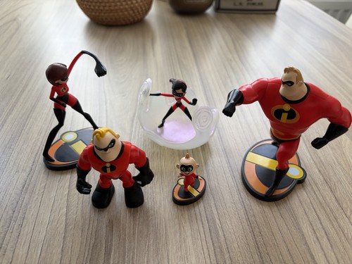 The incredibles figures - the,