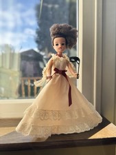 Vintage Pedigree Masquerade Sindy Brunette Doll 1984 Original Outfit