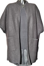 500 MAISON CINQCENT BLACK CAPE