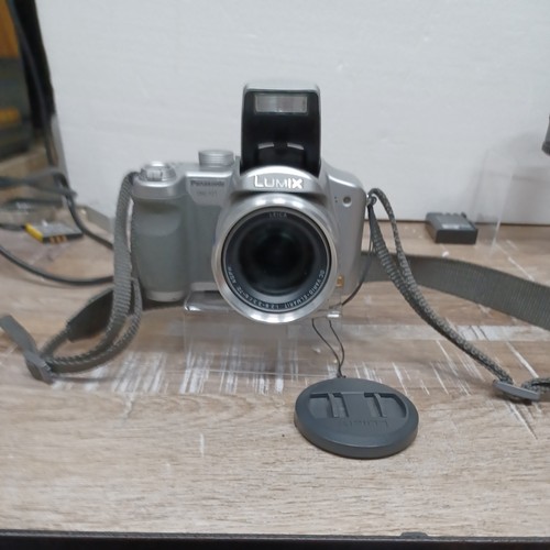 Panasonic lumix dmc fz7 0mp - lumix, dmc-fz7