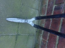 LONG HANDLED LAWN SHEARS, 20CM