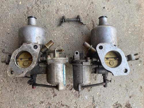 Twin hs4 carburettors - carburettors,
