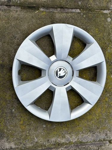 Skoda fabia wheel trim x - trim, 1