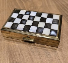 VINTAGE JAPAN CLOVER  MUSICAL MOTHER OF PEARL / ABALONE COMPACT 