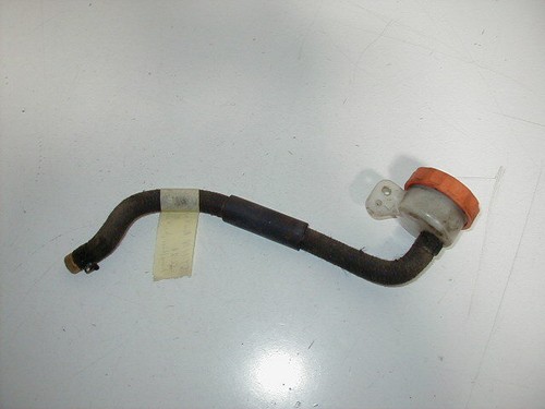 Reservoir brake fluid rear