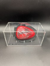 Race worn red knee slider - worn,