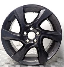 Volvo v40 grey alloy - volvo,