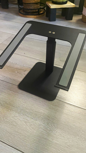 Adjustable black metal - adjustable,