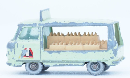 Vintage matchbox 21 commer - vintage,