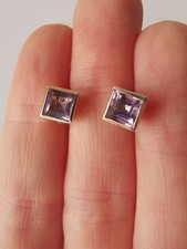 Sterling Silver Pretty Square Amethyst Stud Earrings R6M