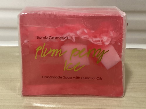 Bomb cosmetics plumb berry ice - plumb,