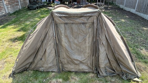Nash titan brolly man - 1,