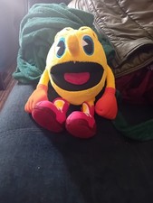 PAC MAN PLUSH TOY IN SUPER CONDITION