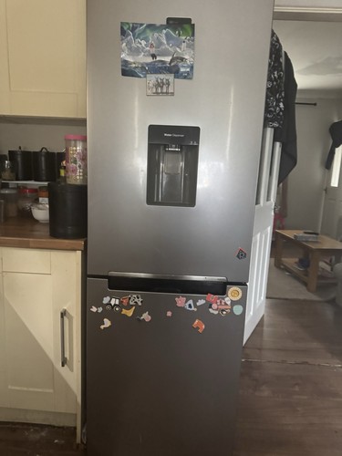 Samsung fridge freezer - samsung, nd