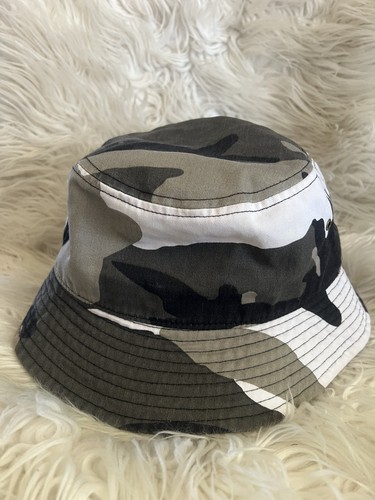 Camoflauge white green army - camoflauge, white/green