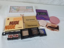 Bundle Of Ladies Eyeshadows