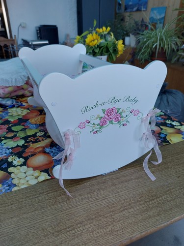 Dolls cradle rock bye - dolls, baby
