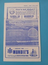 1969/70 Linfield v Cork Hibs - Blaxnit All Ireland Cup - 24th April