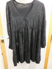 Roman size 14 black V neck