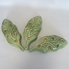 Wade holly leaf candle - 3,