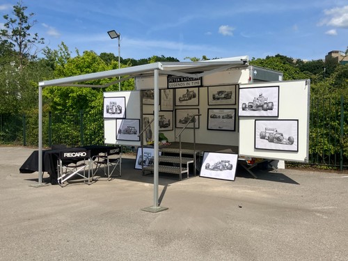 Sold mobile exhibition - ,