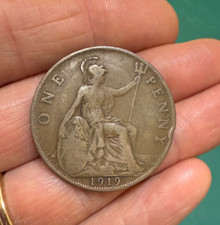 1919   One PENNY coin - George V - bronze coin -  VF  / EF grade