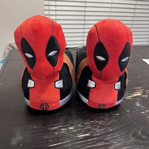 Deadpool mens slippers - deadpool, plush