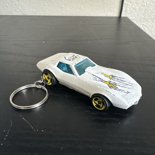 1975 corvette white - 1975,