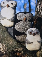 12" 32cm Owl Cushions Toy Knitting Pattern