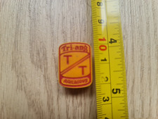 ORIGINAL TRIANG RAILWAYS TT GAUGE LAPEL / BUTTON HOLE BADGE