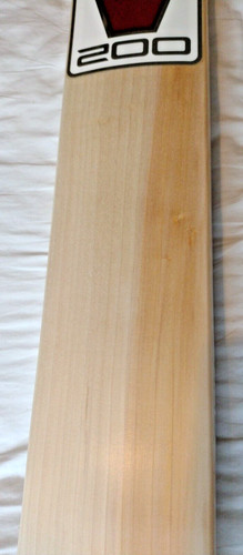 Slazenger v200 cricket - g2,