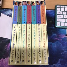 Famous Five By Enid Blyton 7 Adventures All In A Slip Case Illustrated version