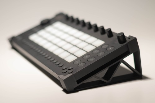 Ableton move desktop stand - ableton,