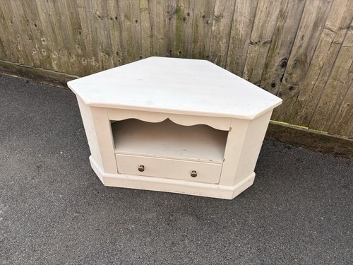 Solid pine painted corner - solid,