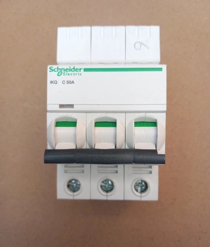 Schneider amp type triple - 50,