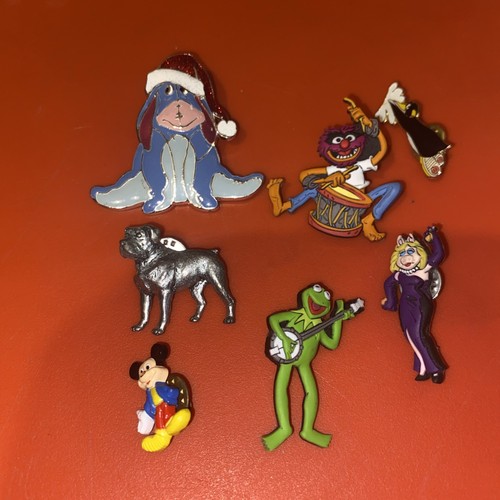 Pin badges brooches bundle - badges,