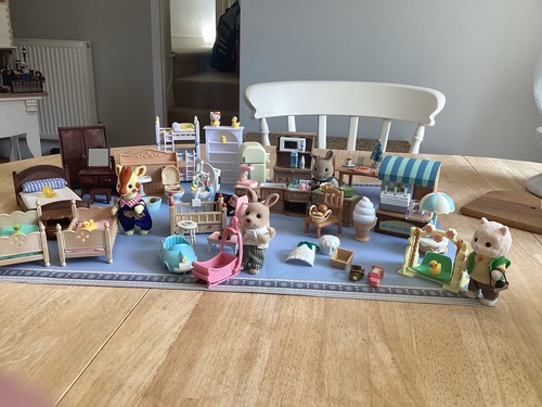 Dolls house sylvanian - dolls, families