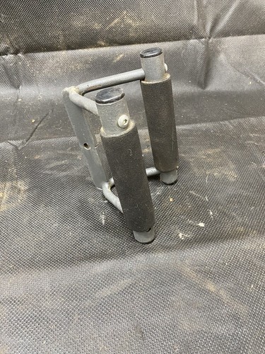Double row handle pull - d,
