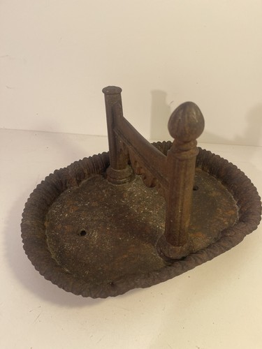 Antique cast iron - boot, scraper