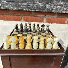 Vintage Marble Chess Board And 36 Pieces, Approx 28x28cm (849)