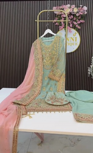Pakistani salwar kameez - salwar,