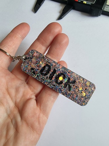 Adult keyrings black and white - adult,