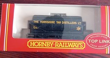 Hornby OO Gauge 20 Ton Tank Wagon the Yorkshire Tar Distiller. Good Condition