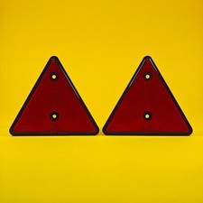 2x Triangle Red Reflector Srew-Fit For Trailer Driveway Fence Post Garden Wall