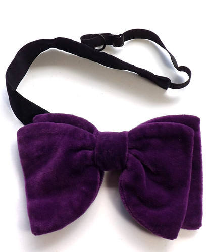 Vintage 1960s 1970s bow tie - vintage,
