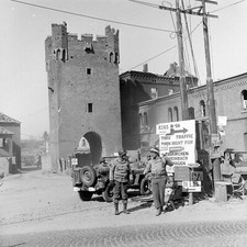 WW2 WWII Photo World War Two /