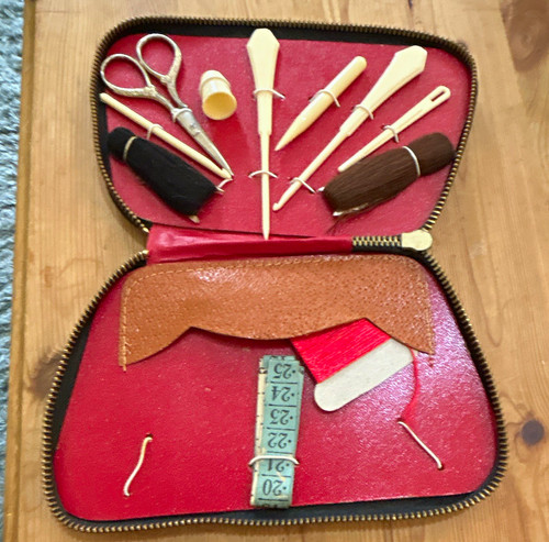 Vintage zip sewing needle - sewing, case