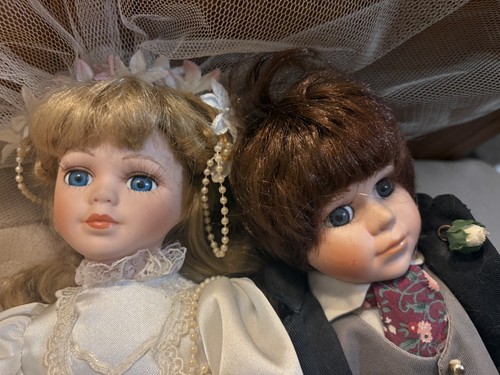 Vintage haunted porcelain - haunted, !?