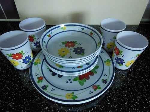 Whittard melamine picnic set